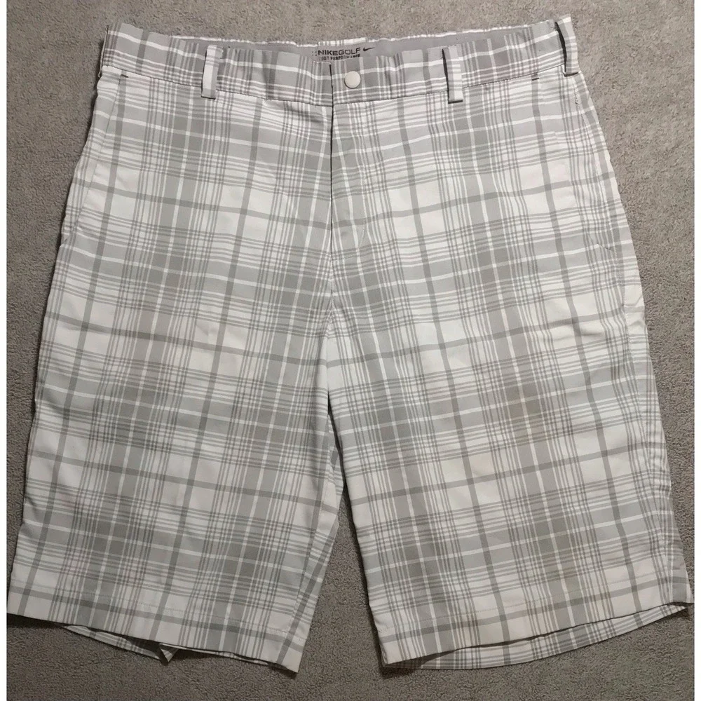 NIKE GOLF Tour Performance Men's Sz 34 Plaid White Gray Dri-Fit Shorts‎